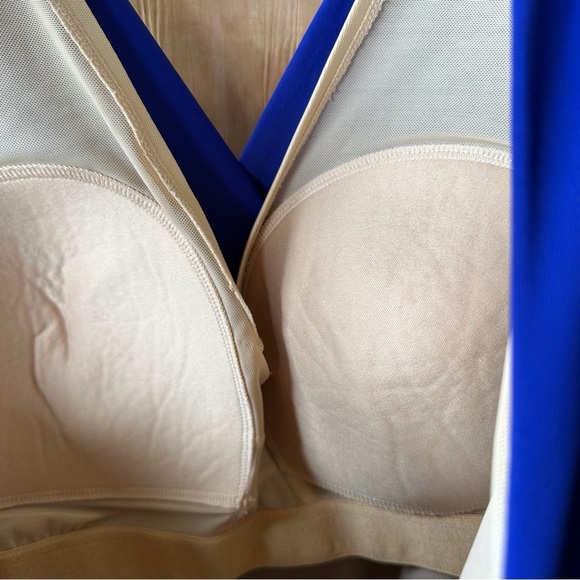 Swimsuits for All Blue V-Neck Ruched Skirted Swimsuit Blue - Picture 7 of 13